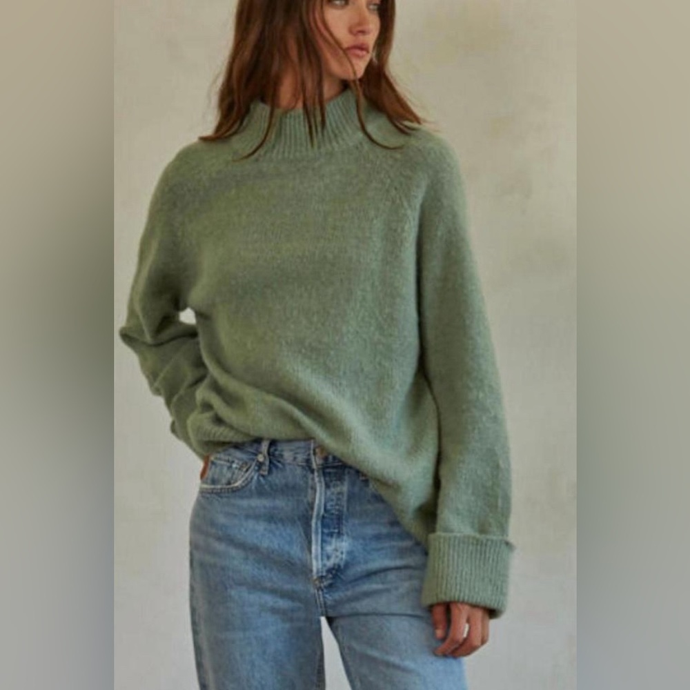 By Together Green Turtleneck Sweater